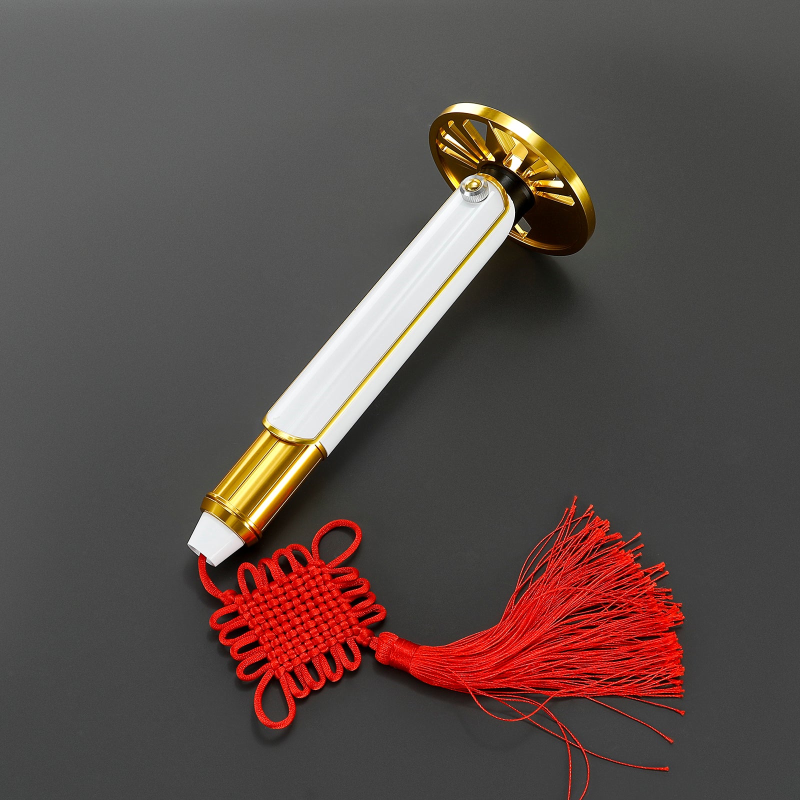 Lily Tora Lightsaber-RLITI