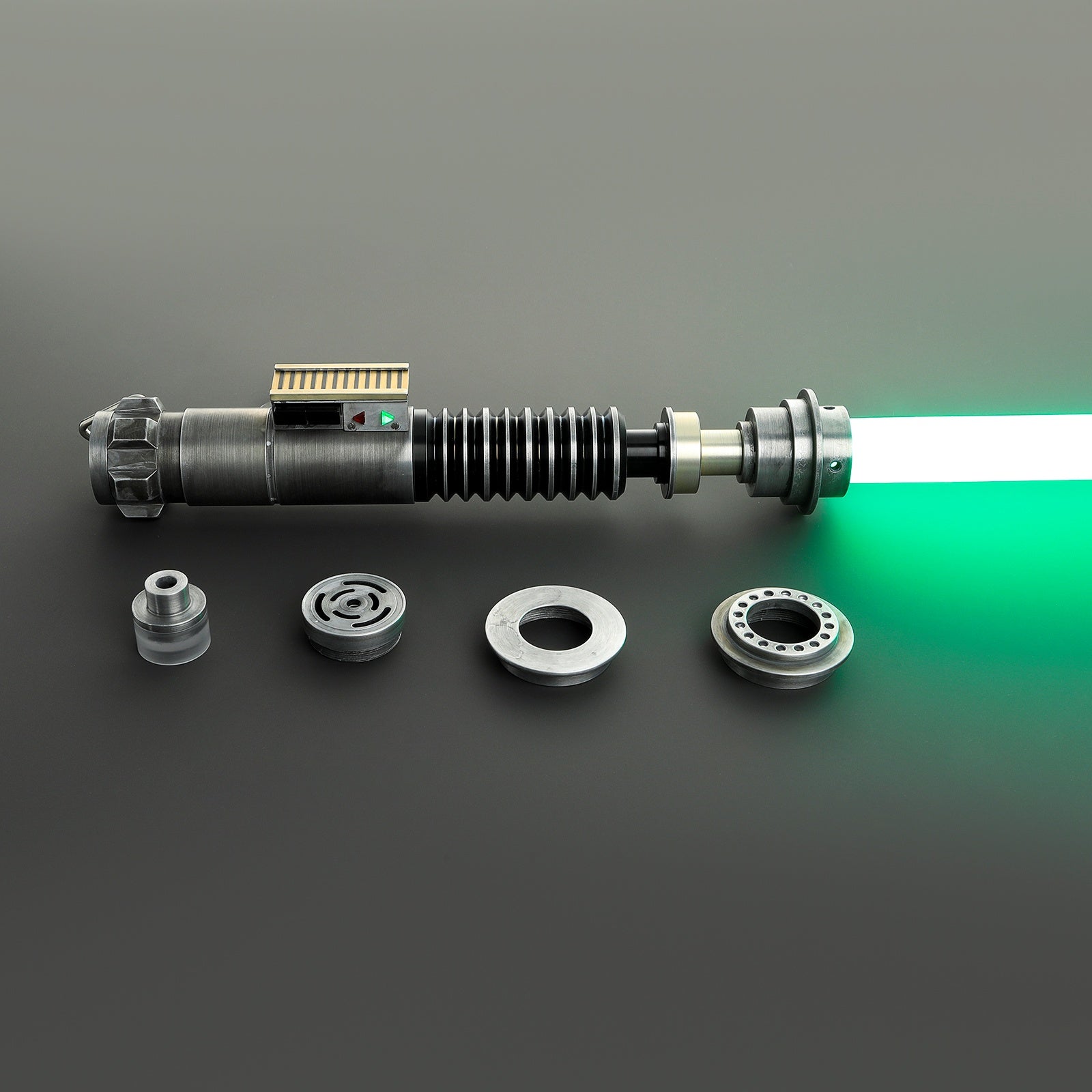 Luke Skywalker V1 lightsaber-RLITI